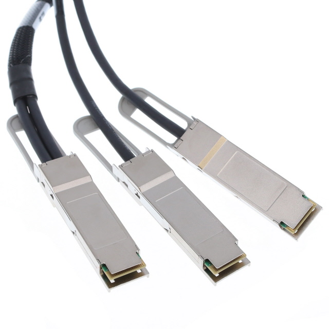 TE CONNECTIVITY 插接式线缆 4-2333801-4